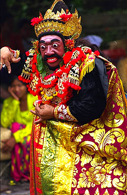 wayang topeng danse masquée à Bali