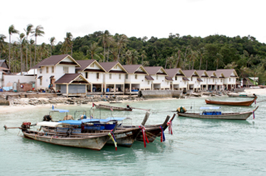 les bungalows ont résisté au Tsunami et sauvé la vie de leurs habitants